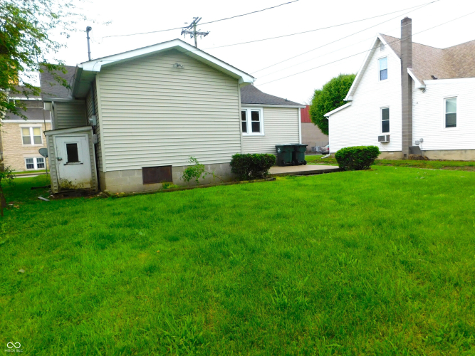 Listing Image 16