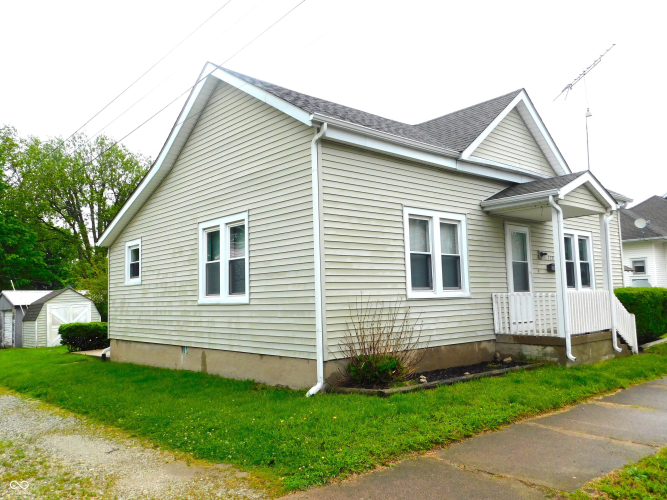 Listing Image 3