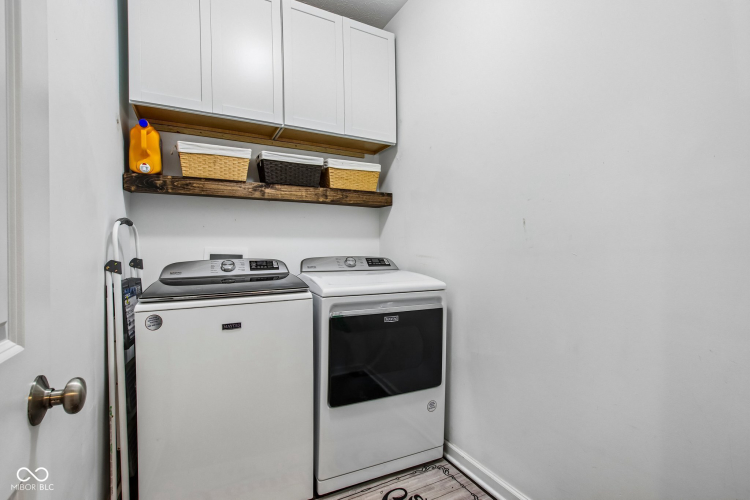 Listing Image 23