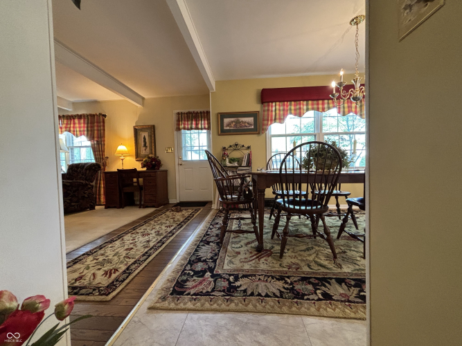 Listing Image 22