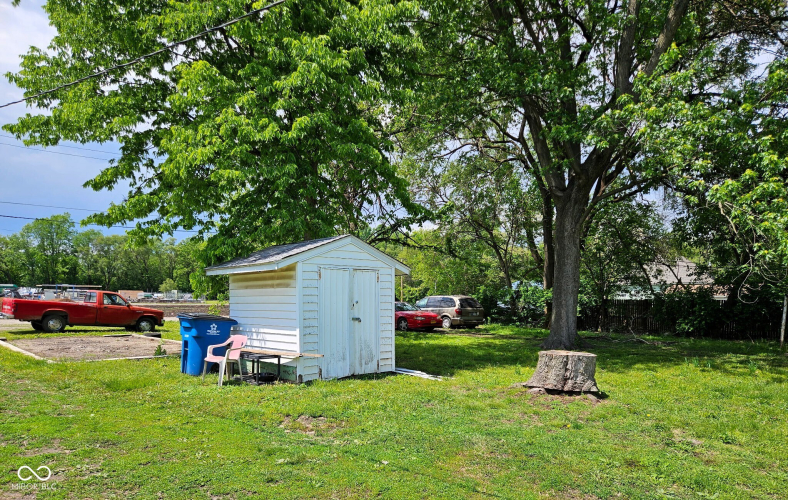 Listing Image 8