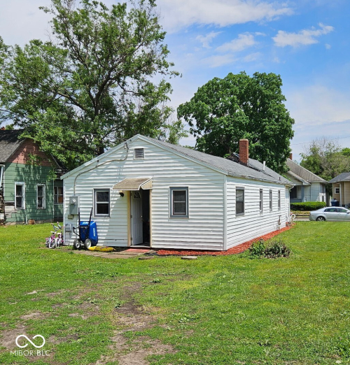 Listing Image 9