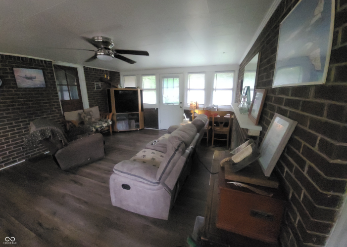 Listing Image 28