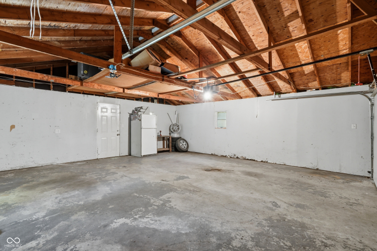 Listing Image 30