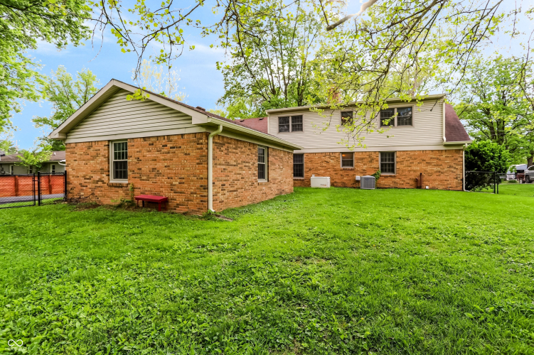 Listing Image 74