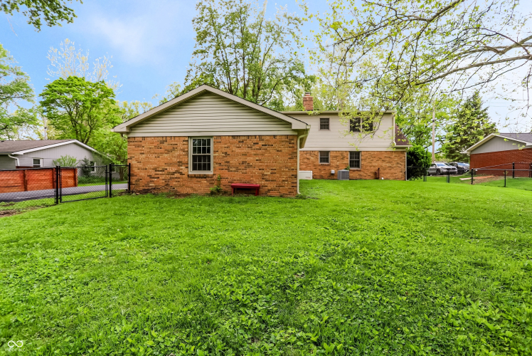 Listing Image 75