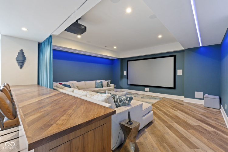 Listing Image 84
