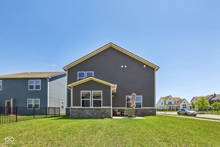 Listing Image 52