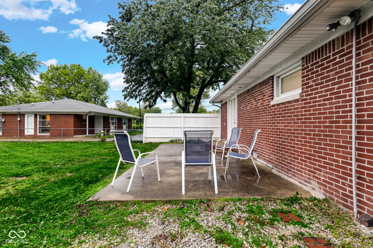 Listing Image 23