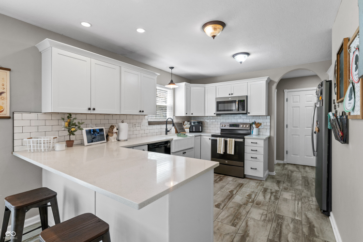 Listing Image 13