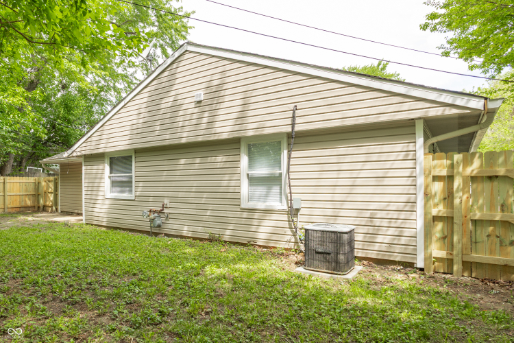 Listing Image 27