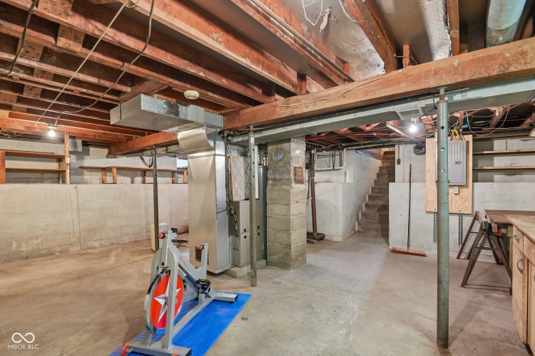 Listing Image 23