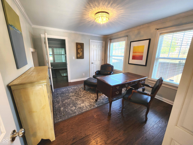 Listing Image 13