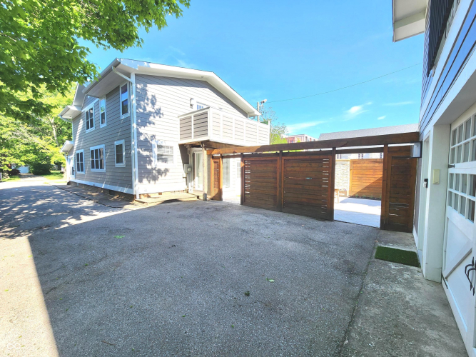 Listing Image 60