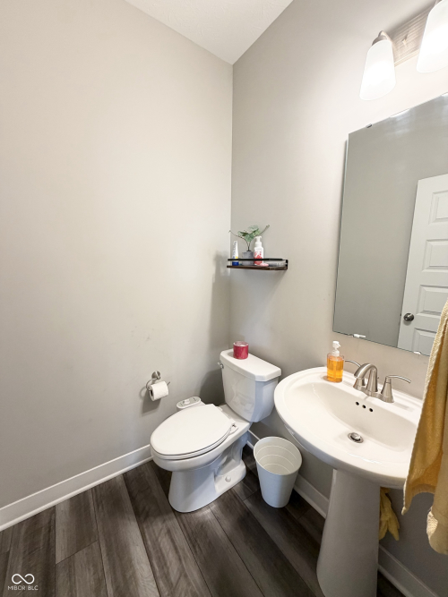 Listing Image 17