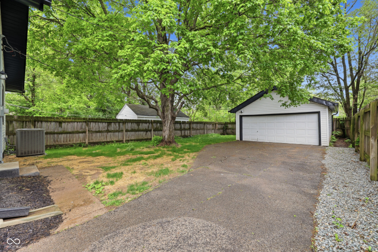 Listing Image 34