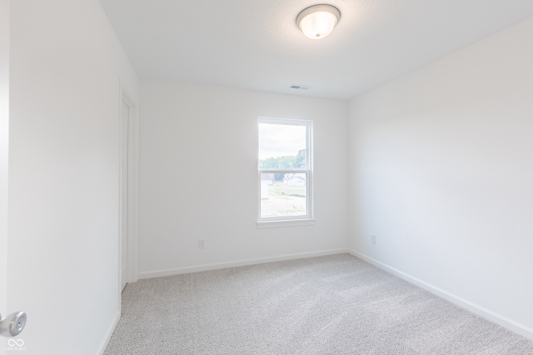 Listing Image 42