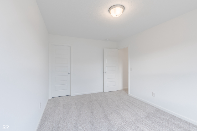 Listing Image 45