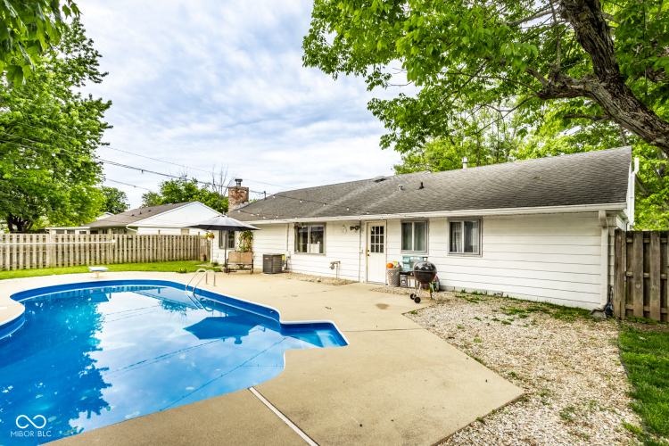 Listing Image 29