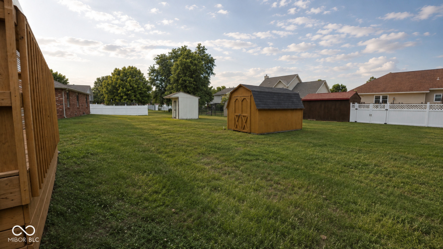 Listing Image 17