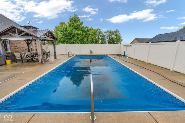 Listing Image 50