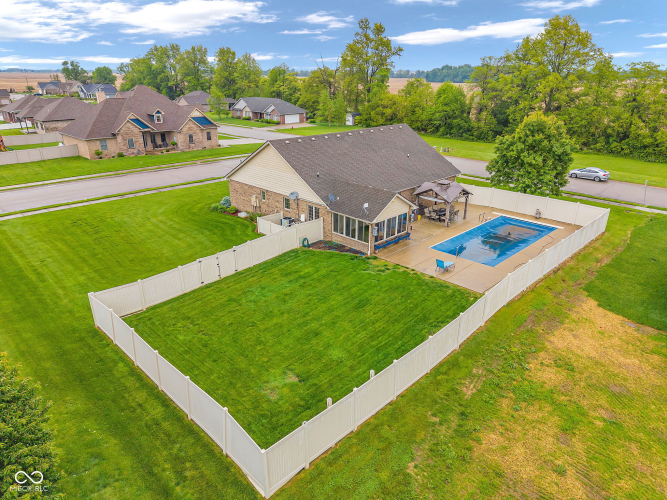 Listing Image 59