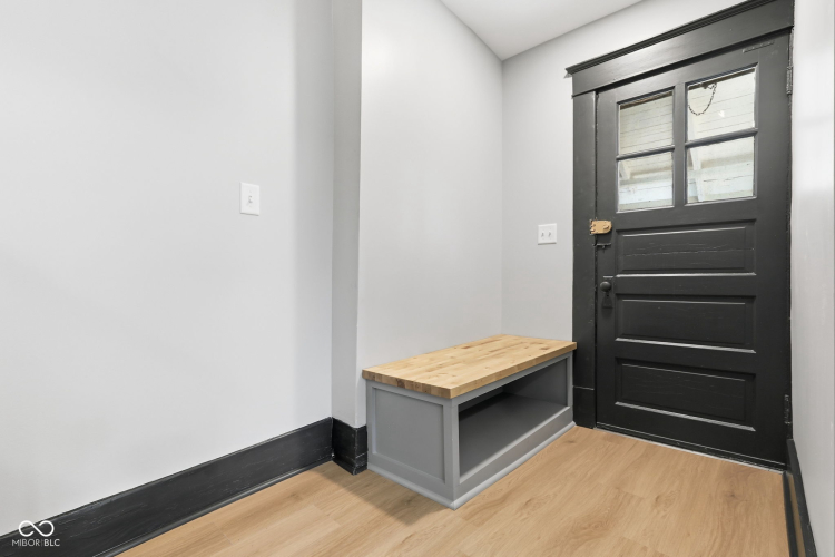 Listing Image 55