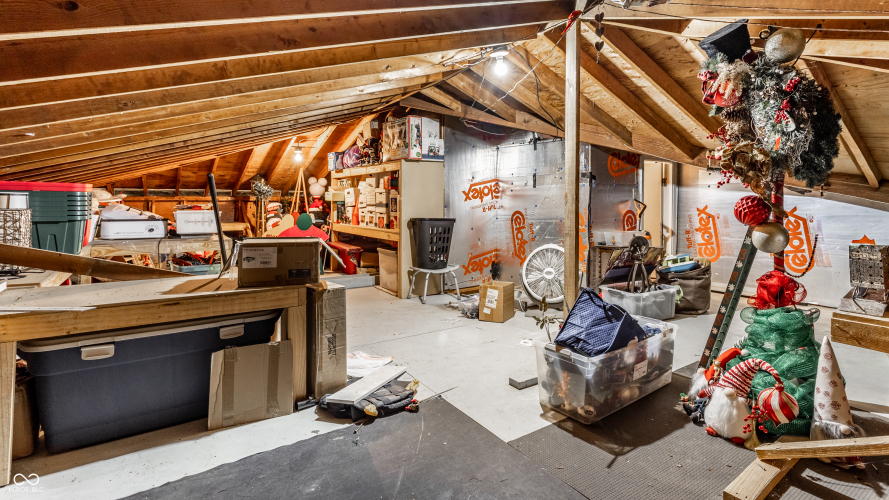 Listing Image 45