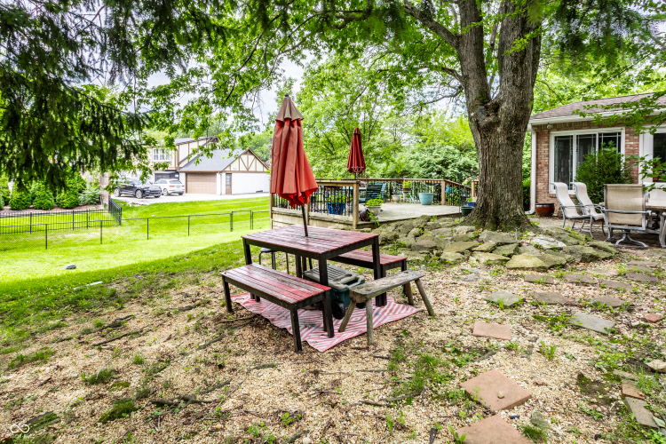 Listing Image 50