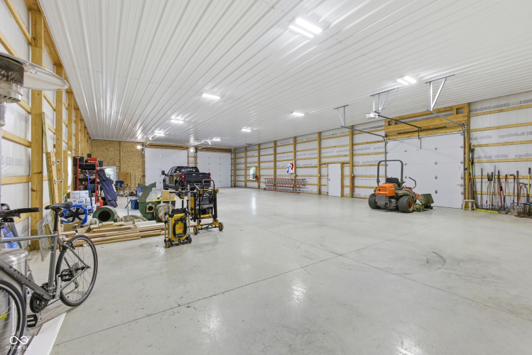 Listing Image 41