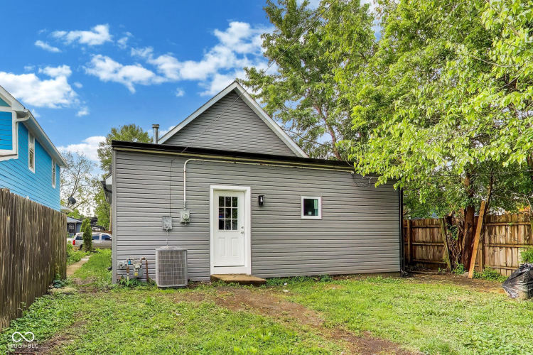 Listing Image 21