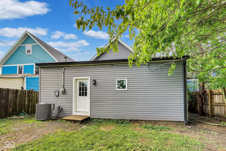 Listing Image 22