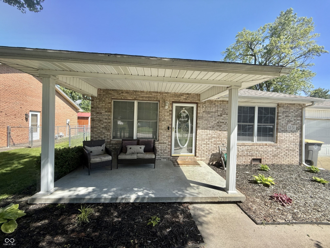 Listing Image 2