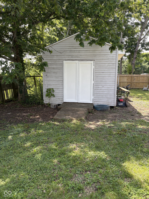 Listing Image 19