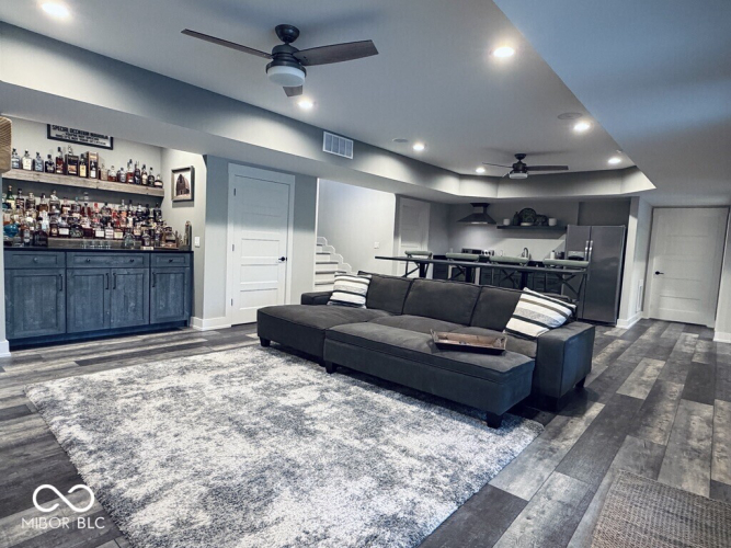 Listing Image 56