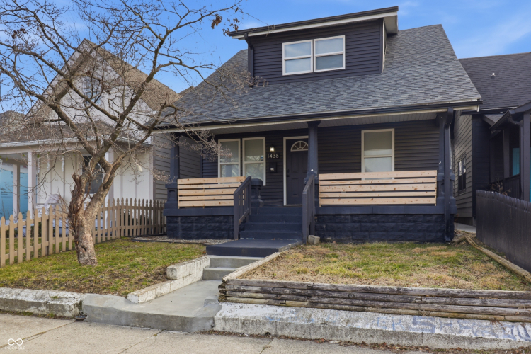 Listing Image 6