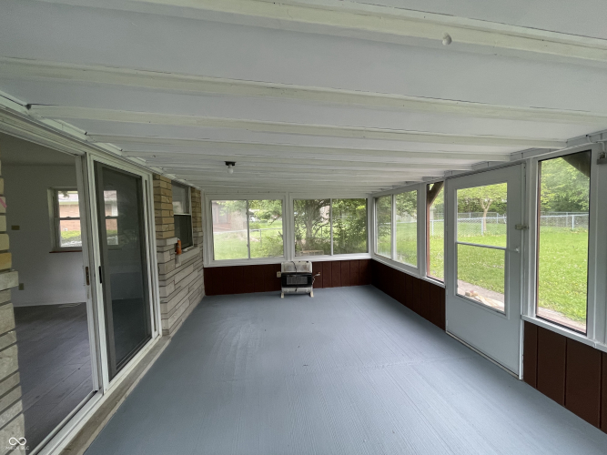 Listing Image 17