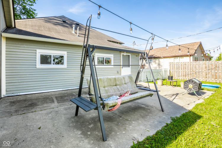 Listing Image 24