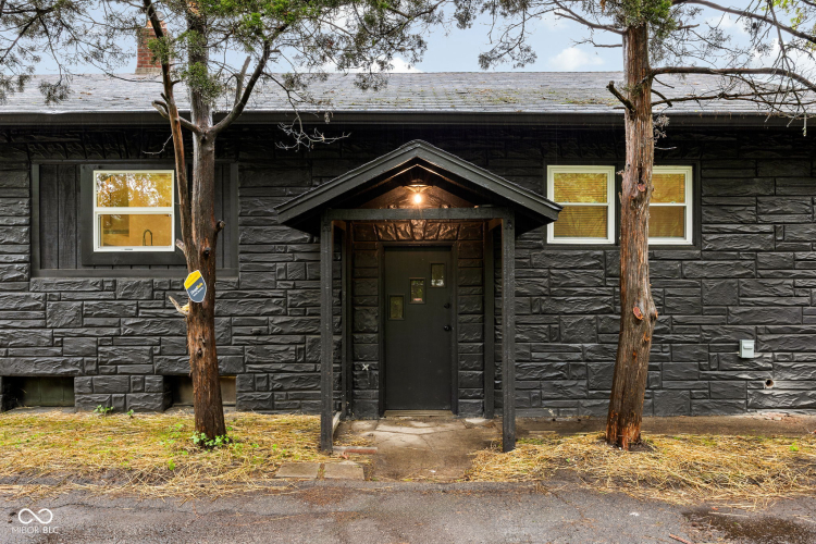 Listing Image 38
