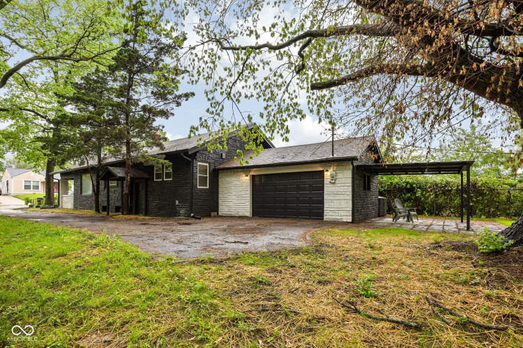 Listing Image 44