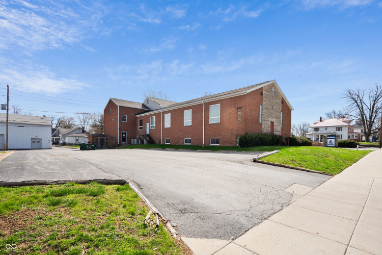 Listing Image 2