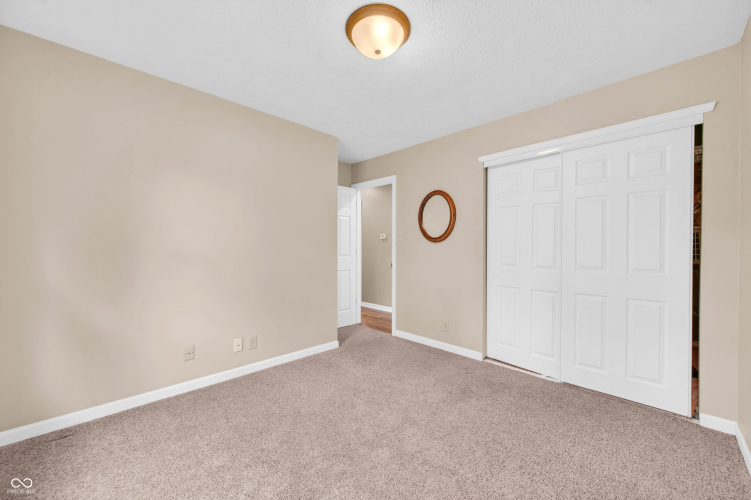 Listing Image 30