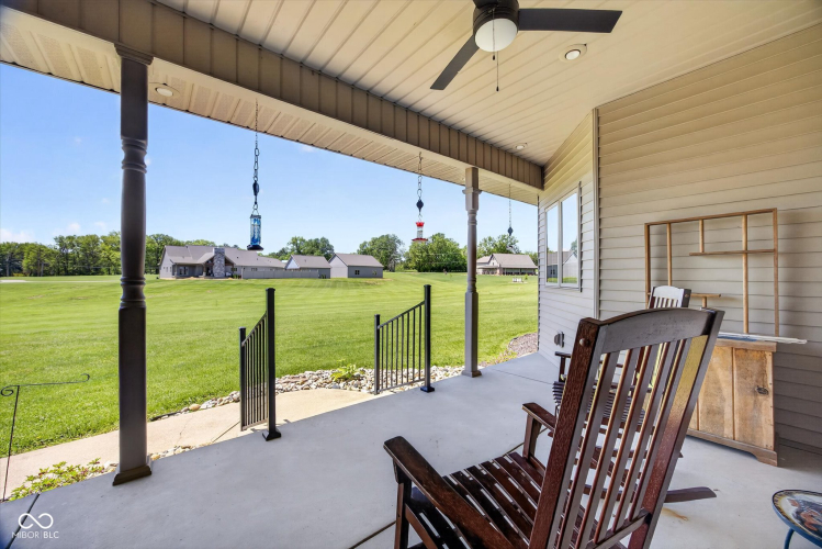 Listing Image 28