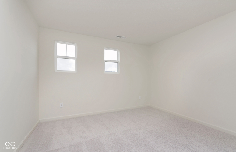 Listing Image 24