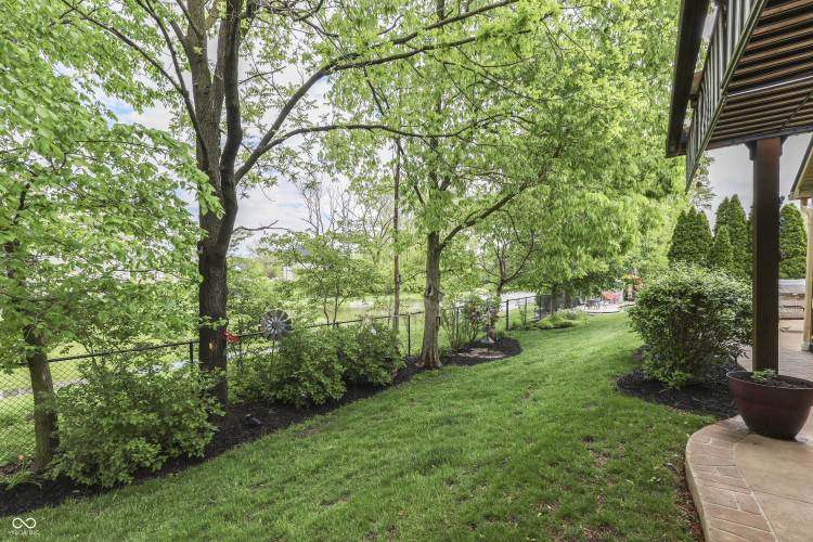 Listing Image 42