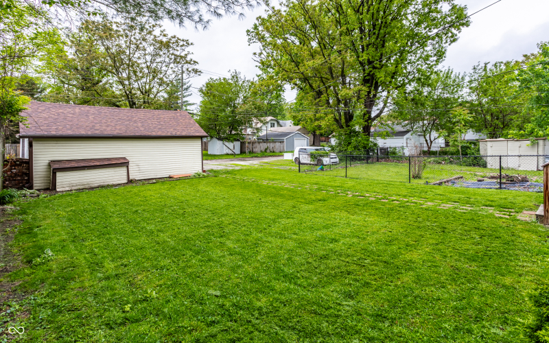 Listing Image 28