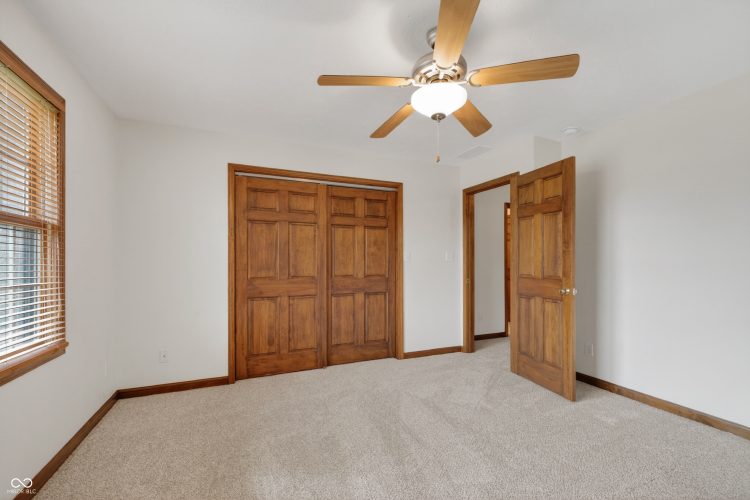 Listing Image 24