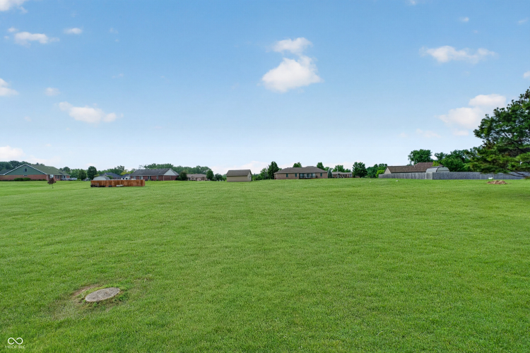 Listing Image 33