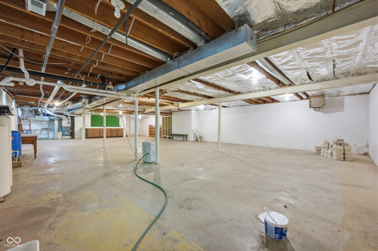 Listing Image 33