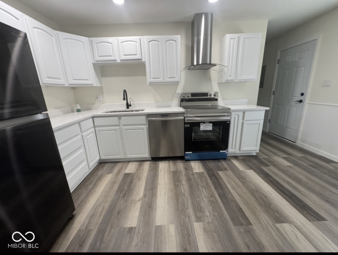 Listing Image 14
